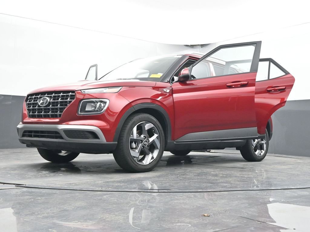 Used 2025 Hyundai Venue SEL image 87