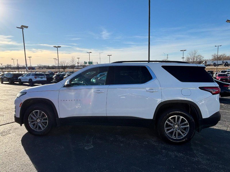 Certified 2022 Chevrolet Traverse LT image 2