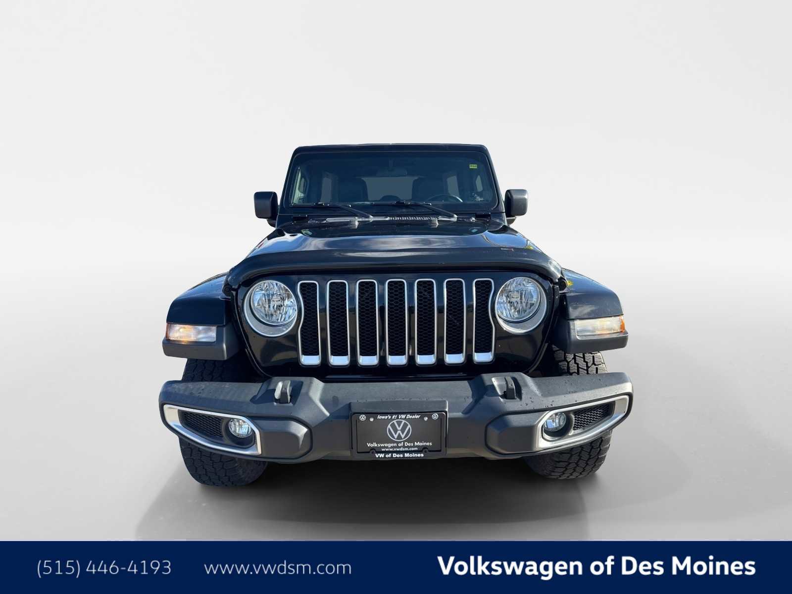 Used 2018 Jeep Wrangler Unlimited Sahara AWD/4WD image 8