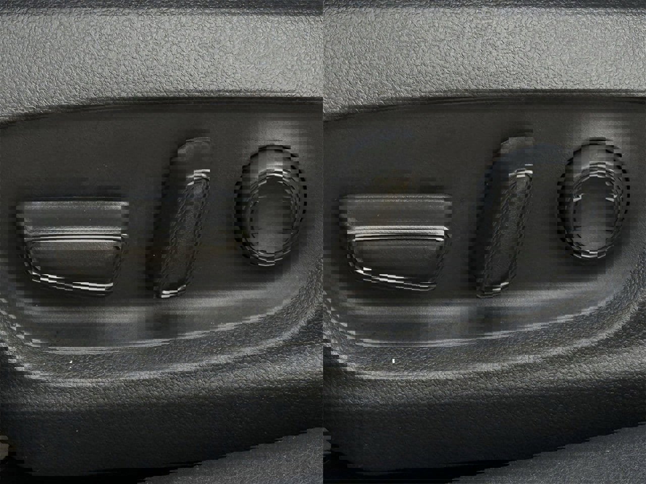 Used 2023 Toyota Camry LE image 21