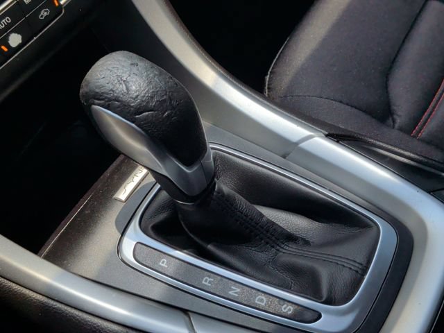 Used 2016 Ford Fusion SE FWD image 25