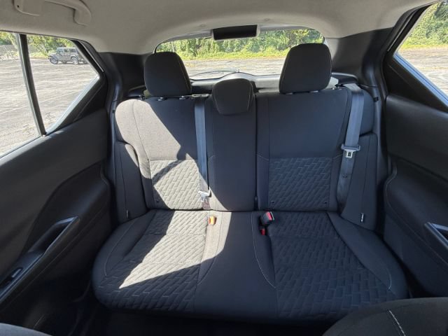 Used 2021 Nissan Kicks S FWD image 23
