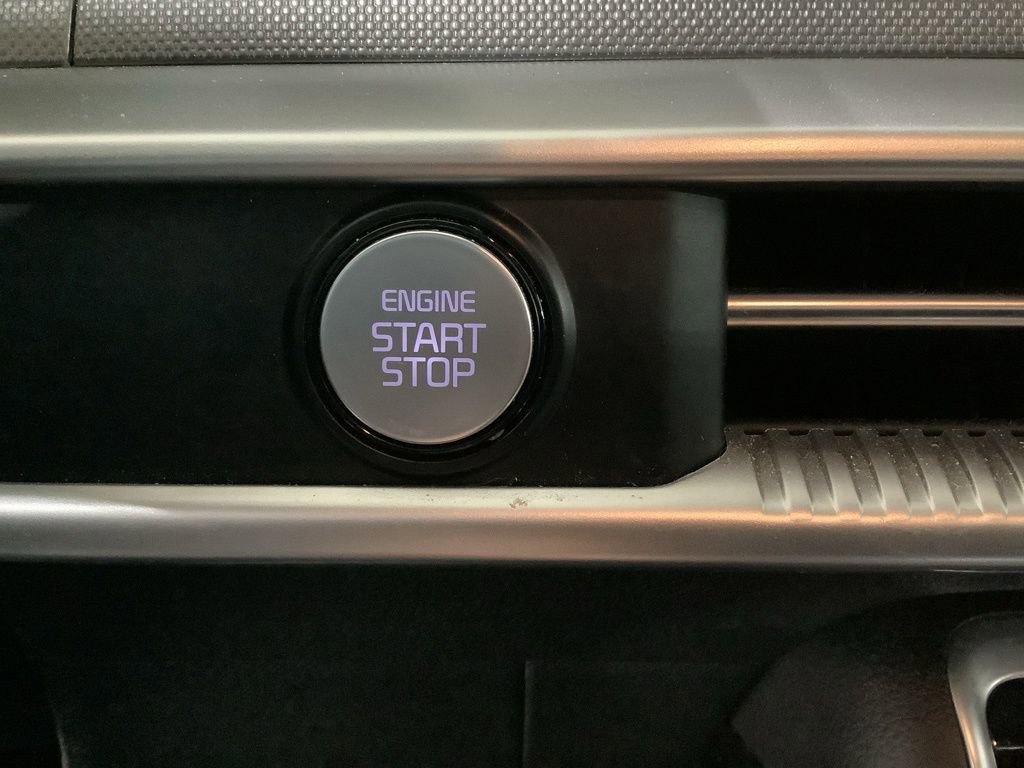 Used 2022 Kia K5 GT-Line image 17