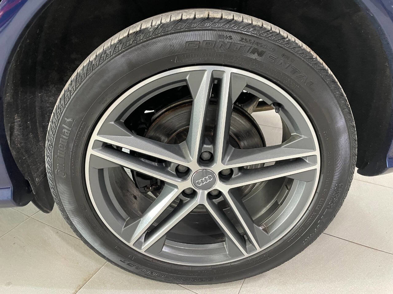 Used 2018 Audi SQ5 Premium Plus w/ Navigation Package image 13
