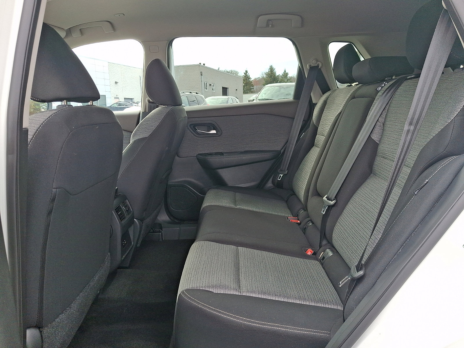 Certified 2023 Nissan Rogue SV image 10