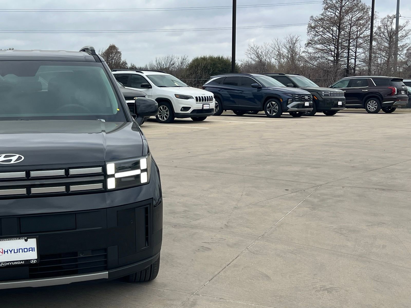 Used 2026 Hyundai Santa Fe SEL image 3