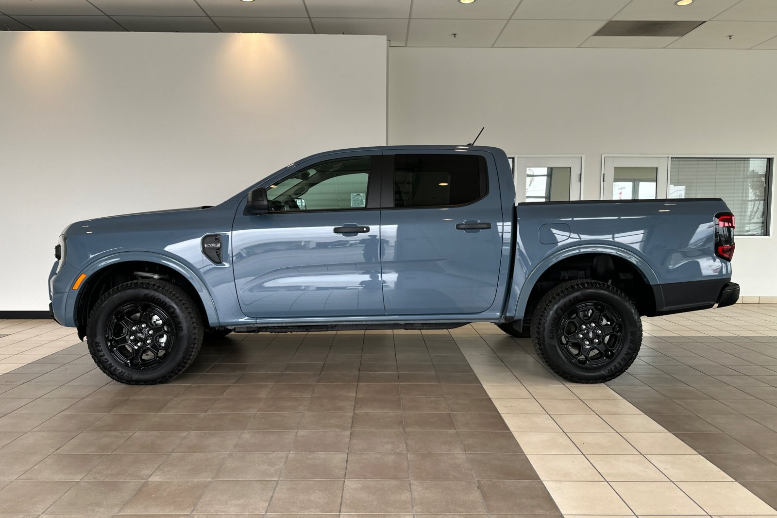 Used 2025 Ford Ranger XLT w/ Equipment Group 301A High RWD image 7
