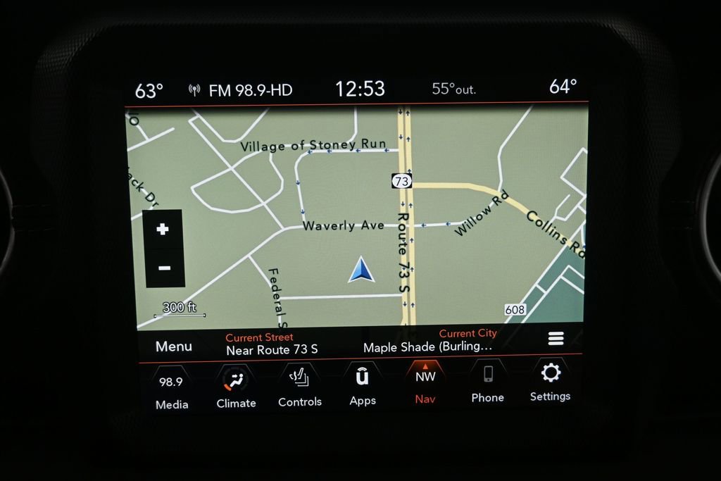 Used 2023 Jeep Wrangler Unlimited Sahara w/ Cold Weather Group AWD/4WD image 16