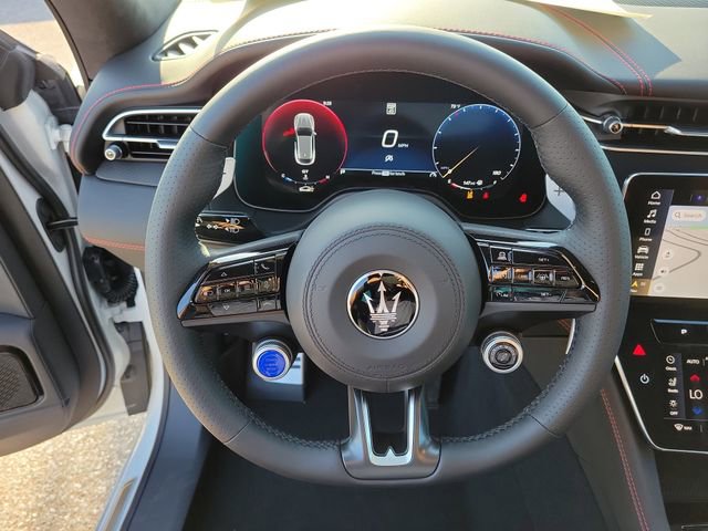 New 2026 Maserati Grecale Modena image 30