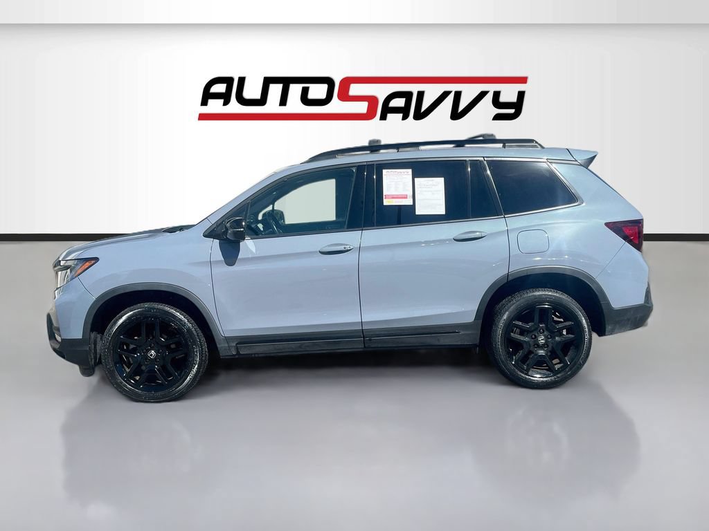 Used 2025 Honda Passport Black Edition image 4