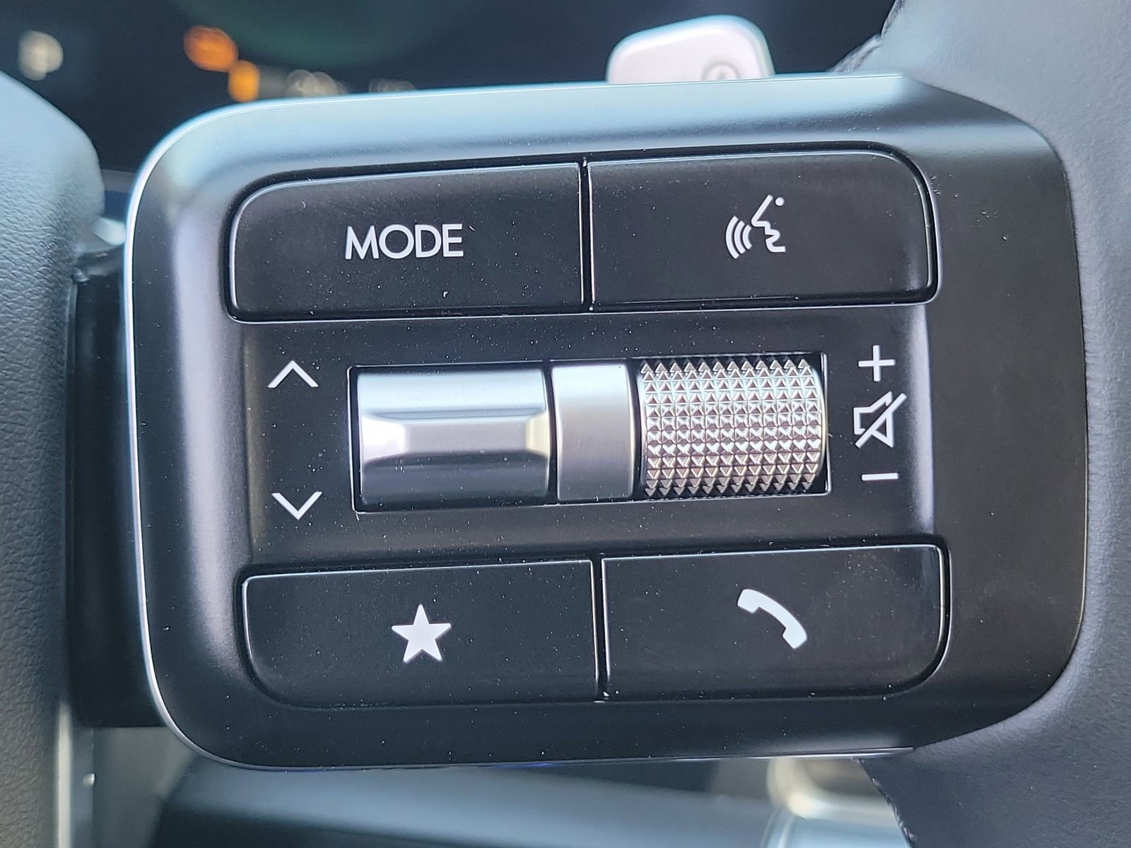 New 2026 Hyundai Ioniq 9 SEL w/ Tow & Go Package image 9