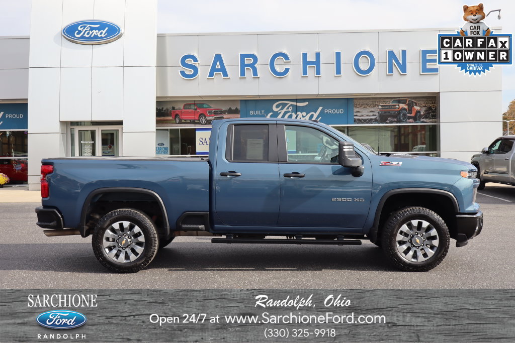 Used 2024 Chevrolet Silverado 2500 Custom w/ Custom Convenience Package AWD/4WD image 1