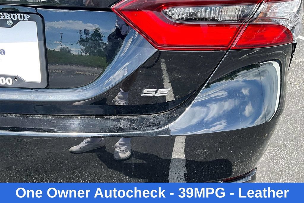 Used 2023 Toyota Camry SE FWD image 8