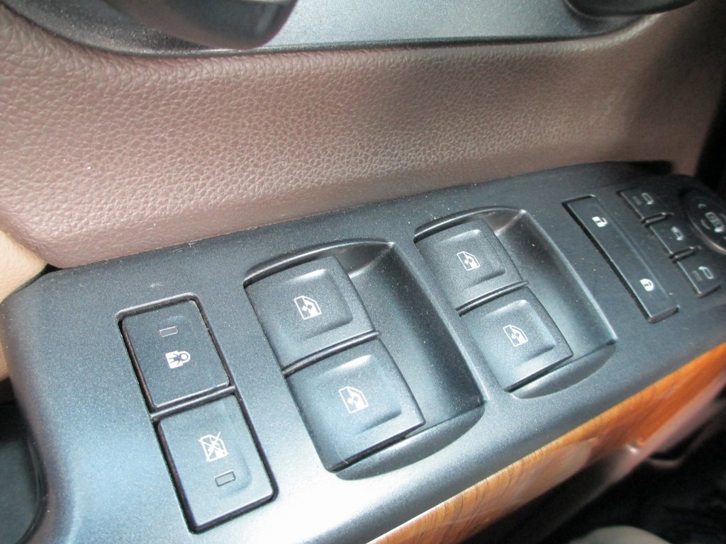 Used 2014 GMC Sierra 1500 SLT w/ SLT Crew Cab Value Package image 24