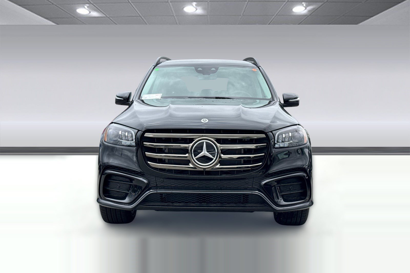 Used 2026 Mercedes-Benz GLS 450 4MATIC image 5