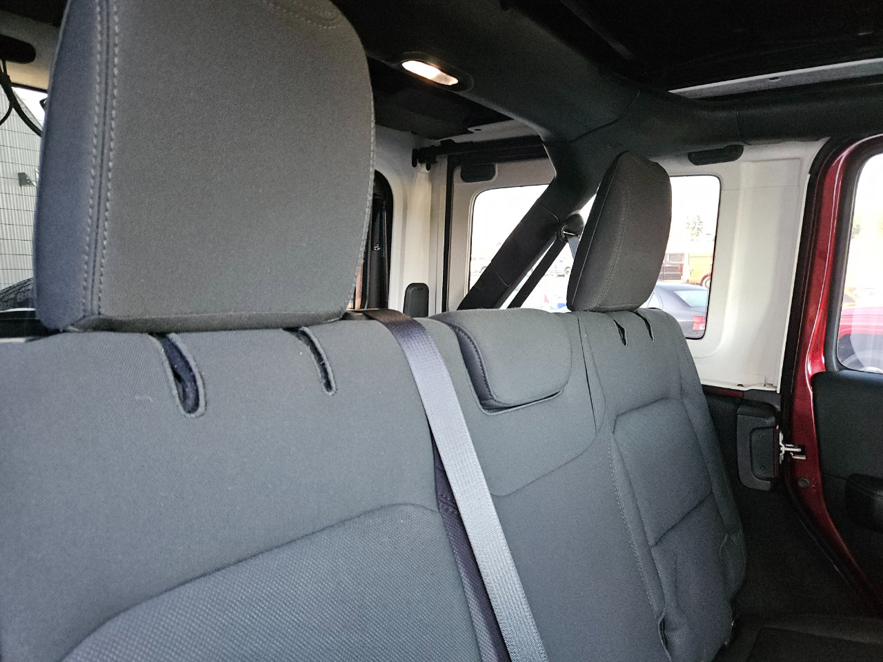 Used 2021 Jeep Wrangler Unlimited Sahara image 18