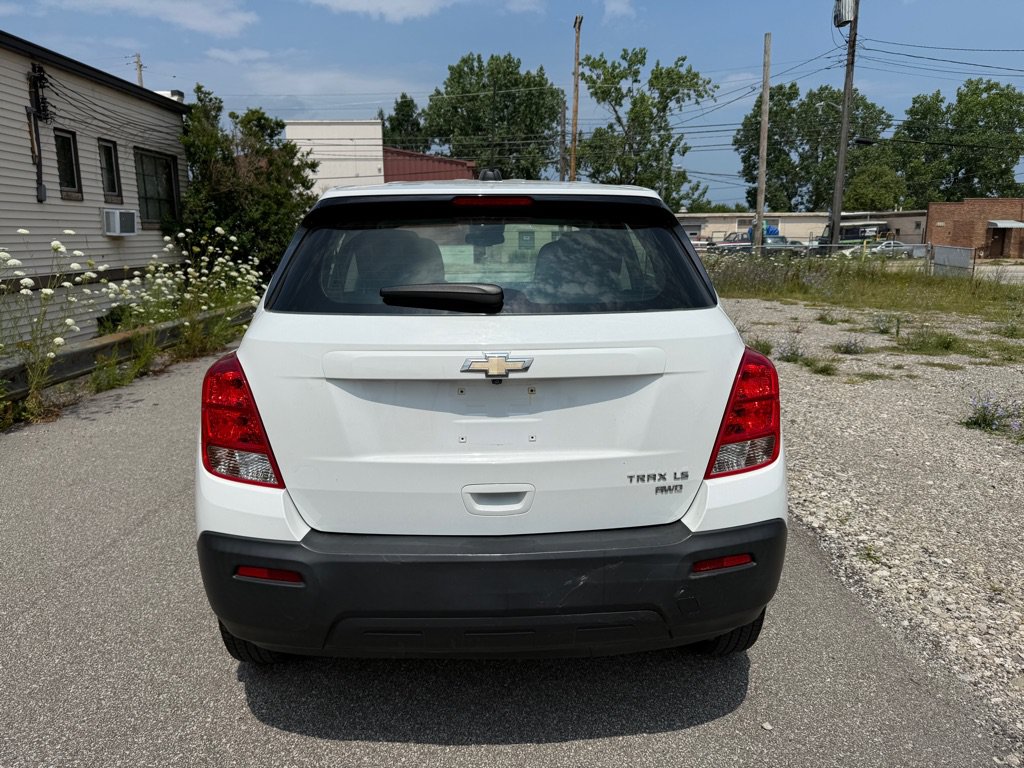 Used 2016 Chevrolet Trax LS AWD/4WD image 4