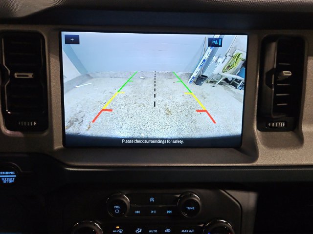 Used 2024 Ford Bronco Outer Banks AWD/4WD image 17