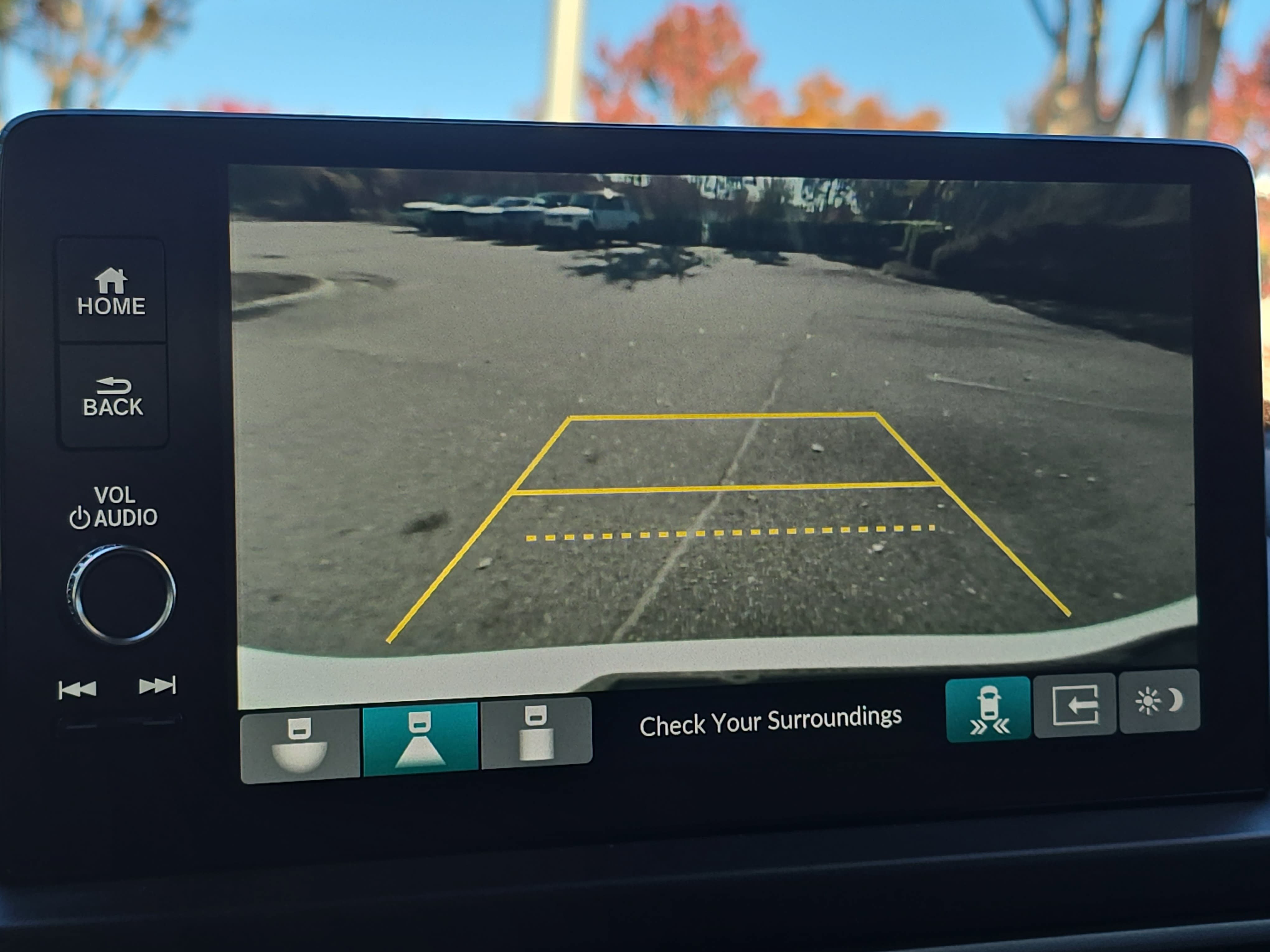 Used 2025 Honda Pilot Touring image 23