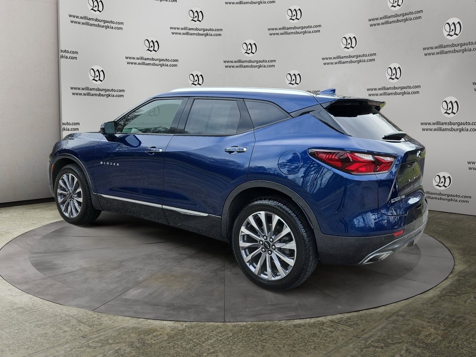 Used 2022 Chevrolet Blazer Premier w/ Enhanced Convenience Package image 3