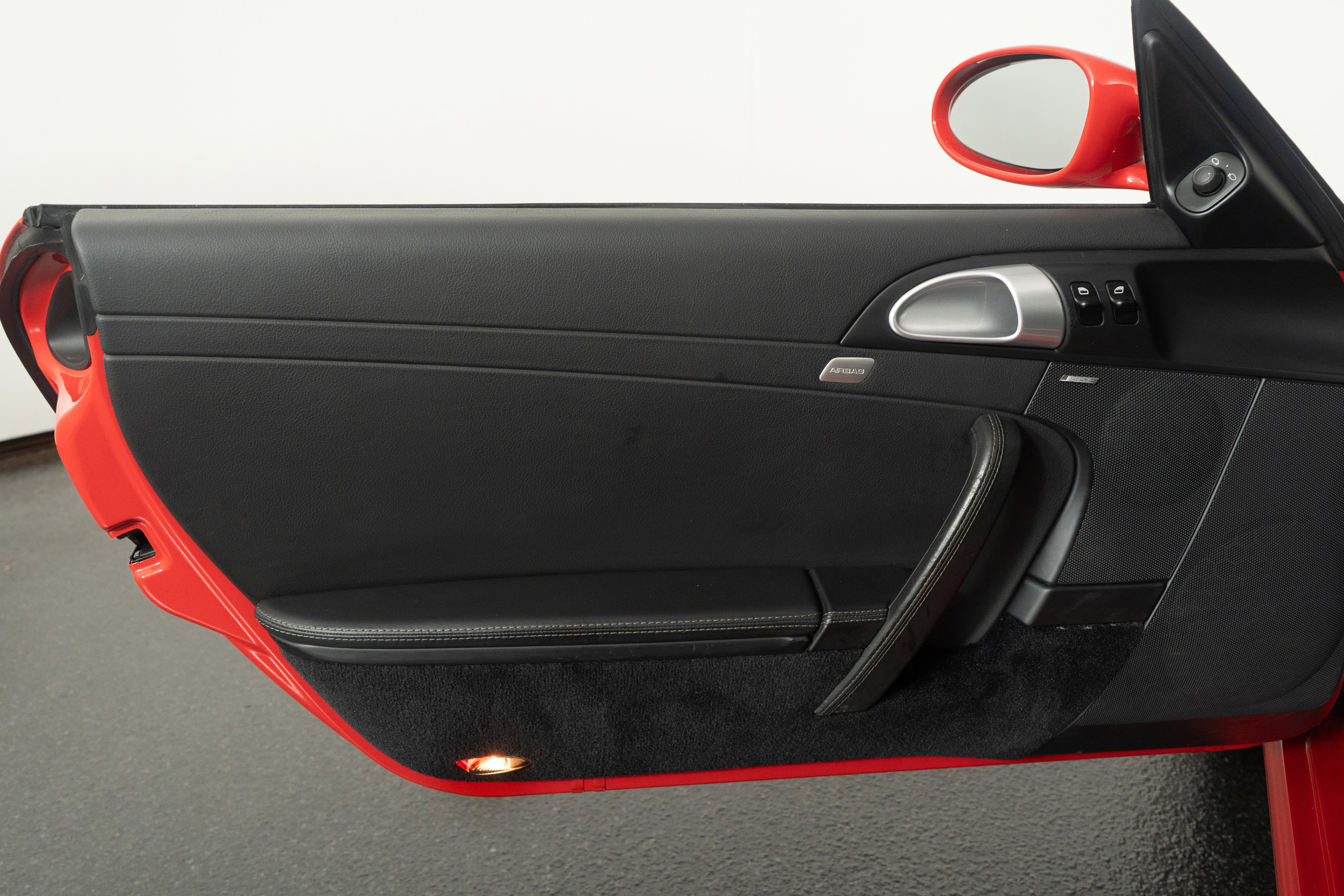 Used 2006 Porsche 911 Carrera S image 38