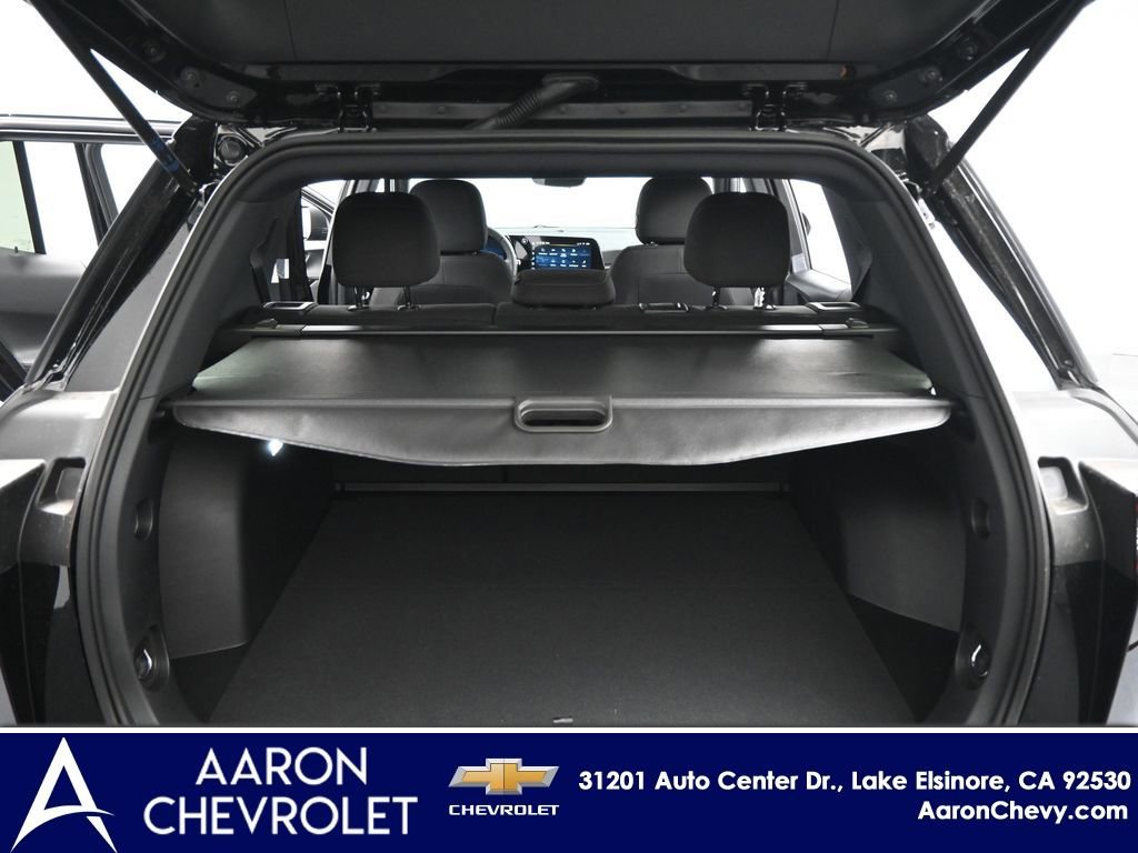 New 2026 Chevrolet Equinox LT w/ Safety and Technology Package image 32