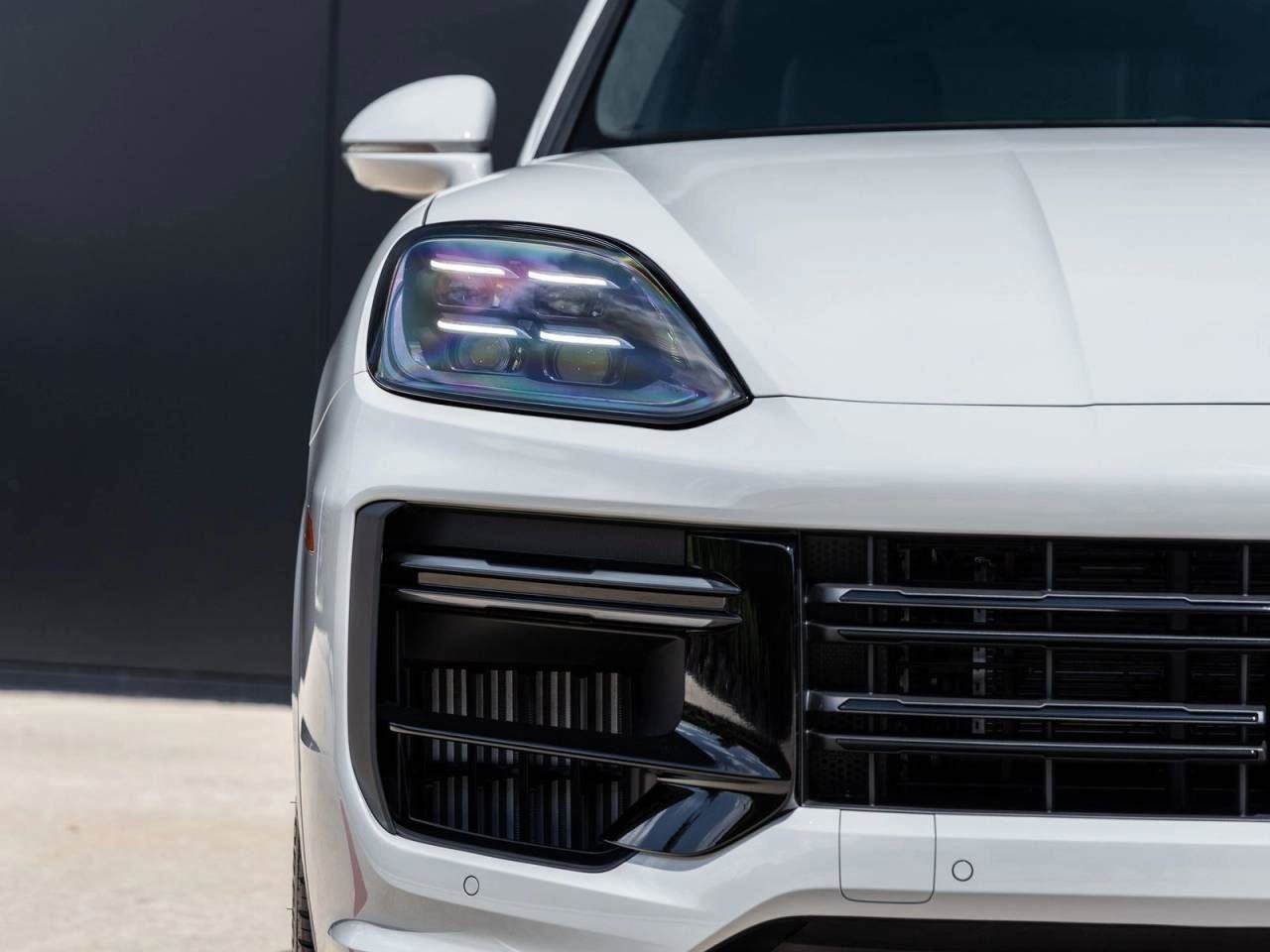New 2026 Porsche Cayenne Turbo image 74