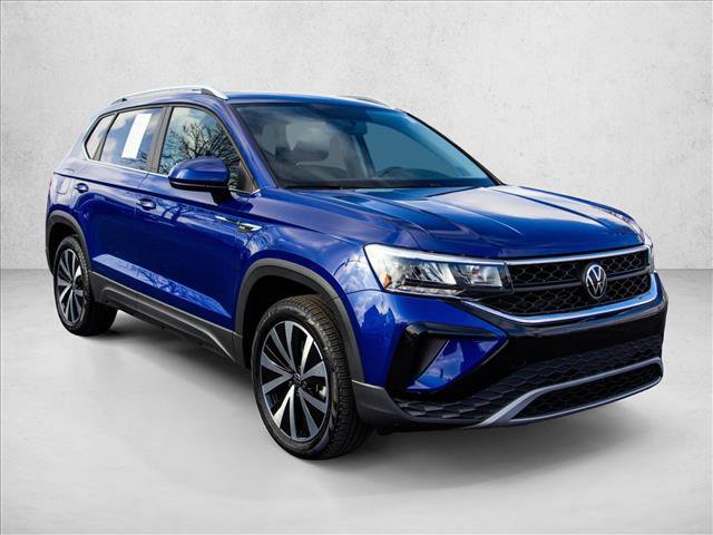 Used 2022 Volkswagen Taos SE image 3