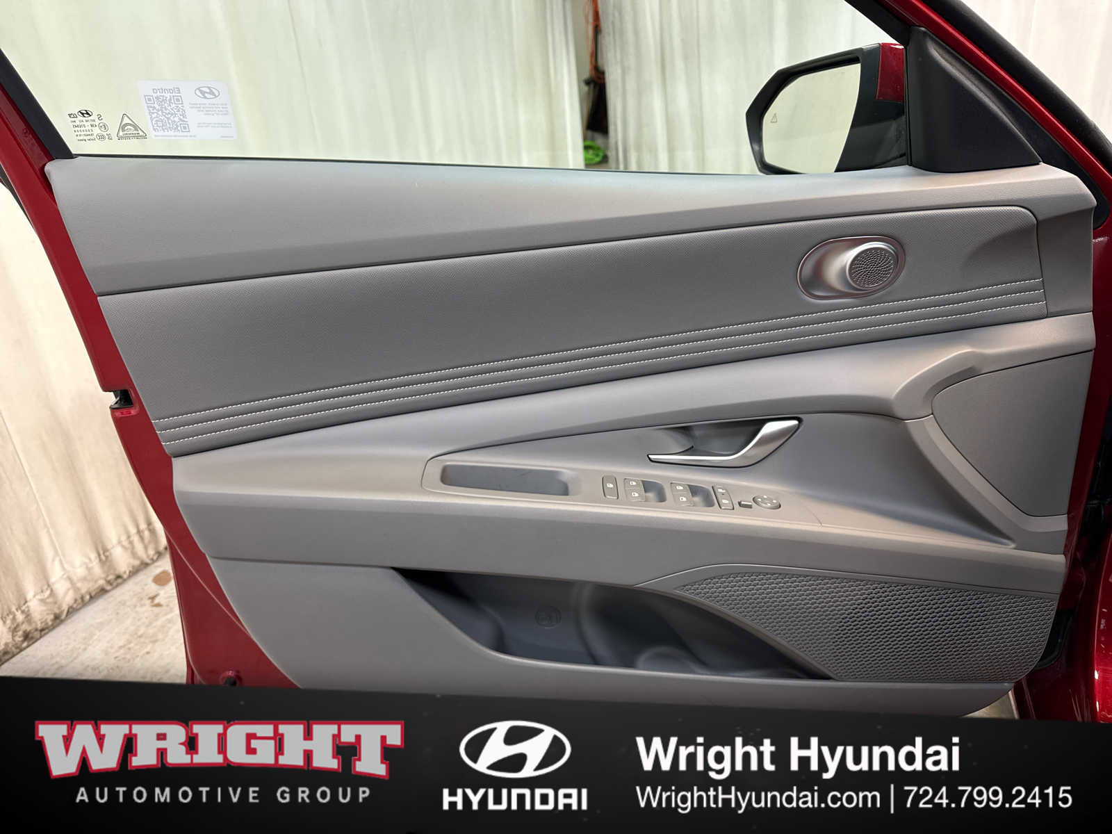 Used 2024 Hyundai Elantra SEL w/ Convenience Package image 9