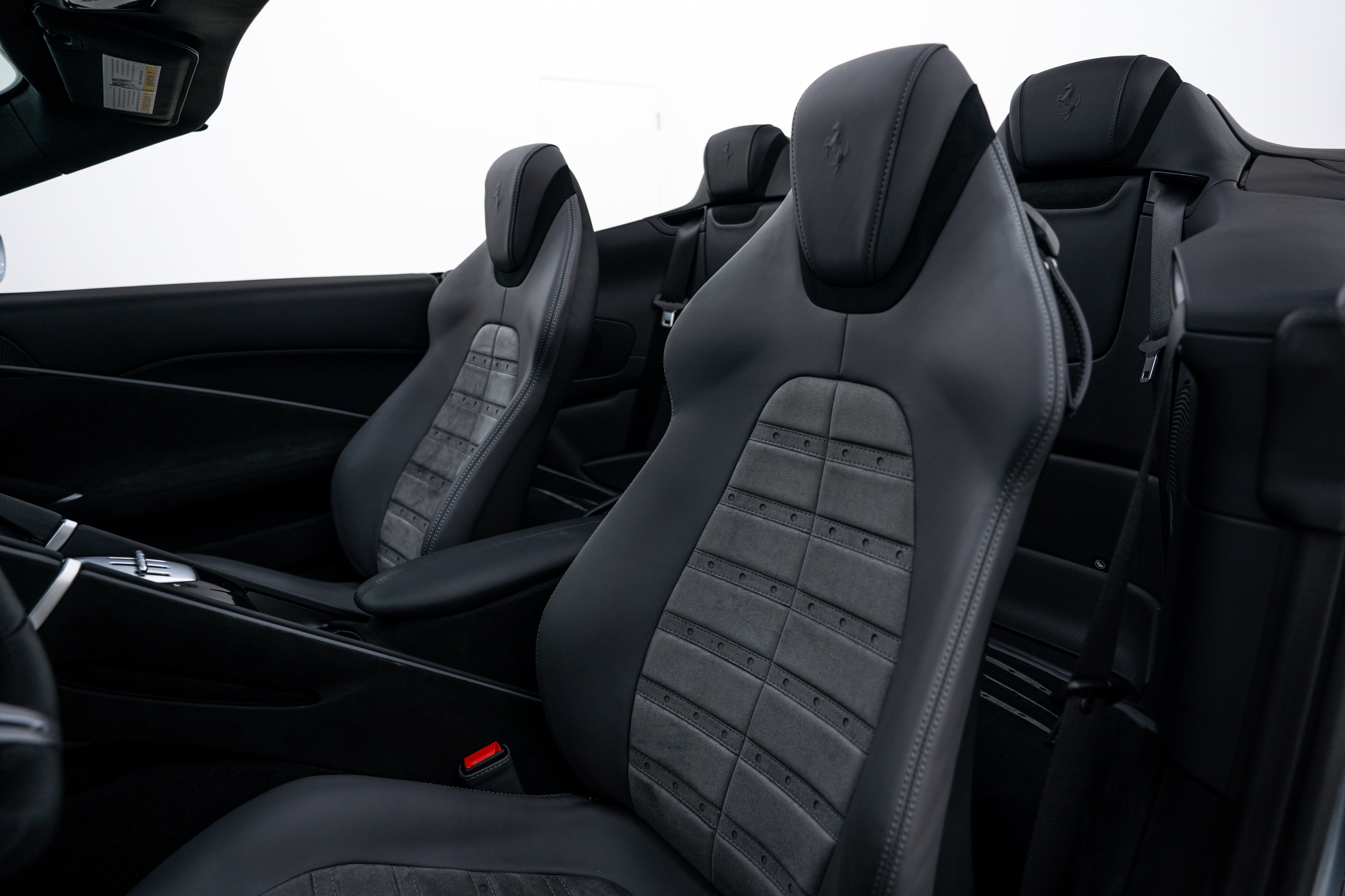 Used 2025 Ferrari Roma Spider image 26