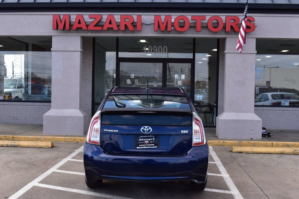 Used 2013 Toyota Prius Four FWD image 10