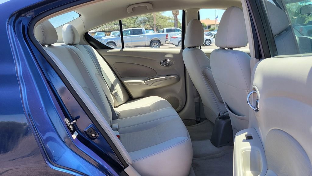 Used 2014 Nissan Versa SV w/ Convenience Package FWD image 19