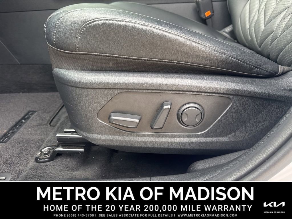 Used 2025 Kia Sportage X-Pro Prestige image 14