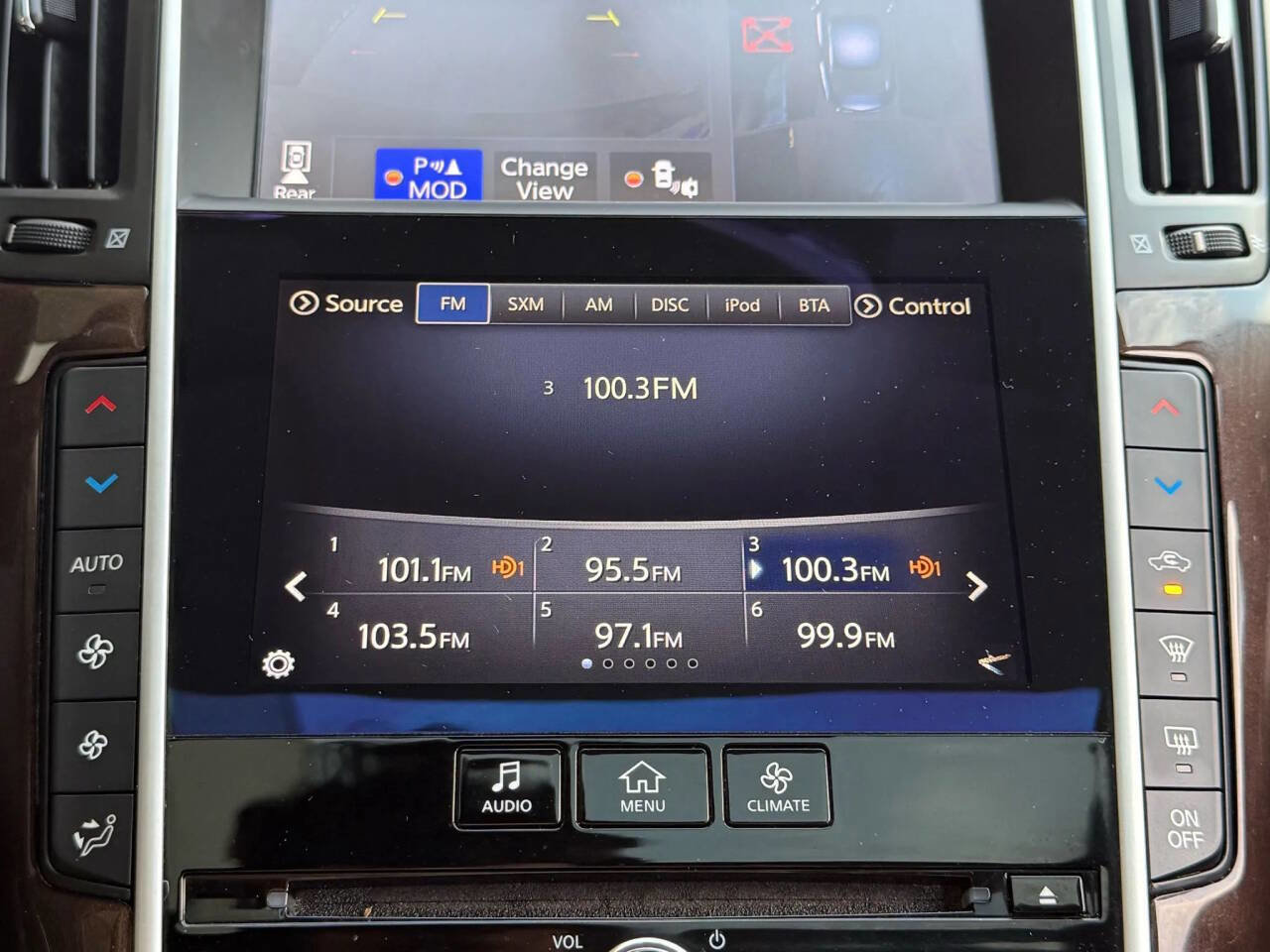 Used 2018 INFINITI Q50 Luxe w/ Essential Package (3.0T Luxe) image 18