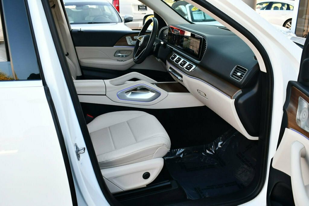 Used 2024 Mercedes-Benz GLE 450 4MATIC image 39