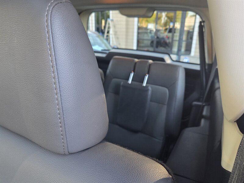 Used 2019 Ford Flex SEL w/ Equipment Group 202A FWD image 11