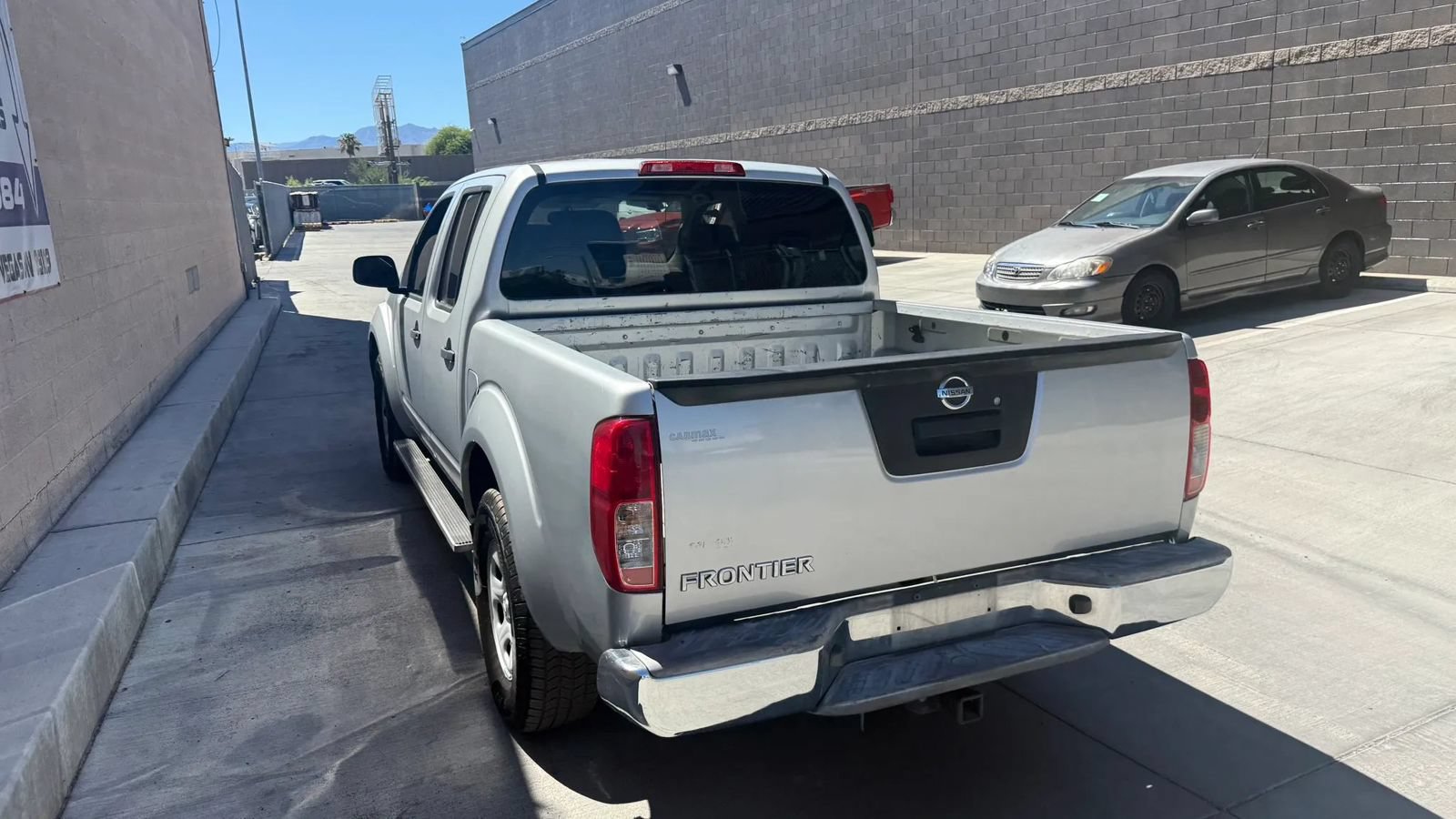 Used 2016 Nissan Frontier S RWD image 6