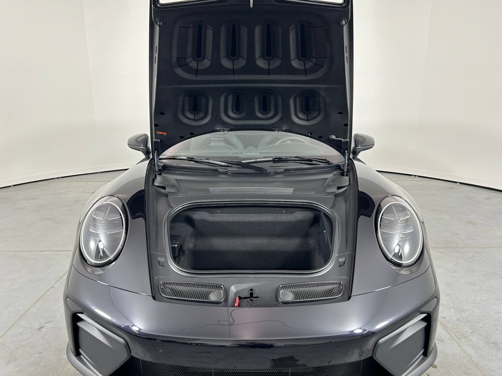 Certified 2026 Porsche 911 GT3 w/ Extended Leather Package RWD image 29