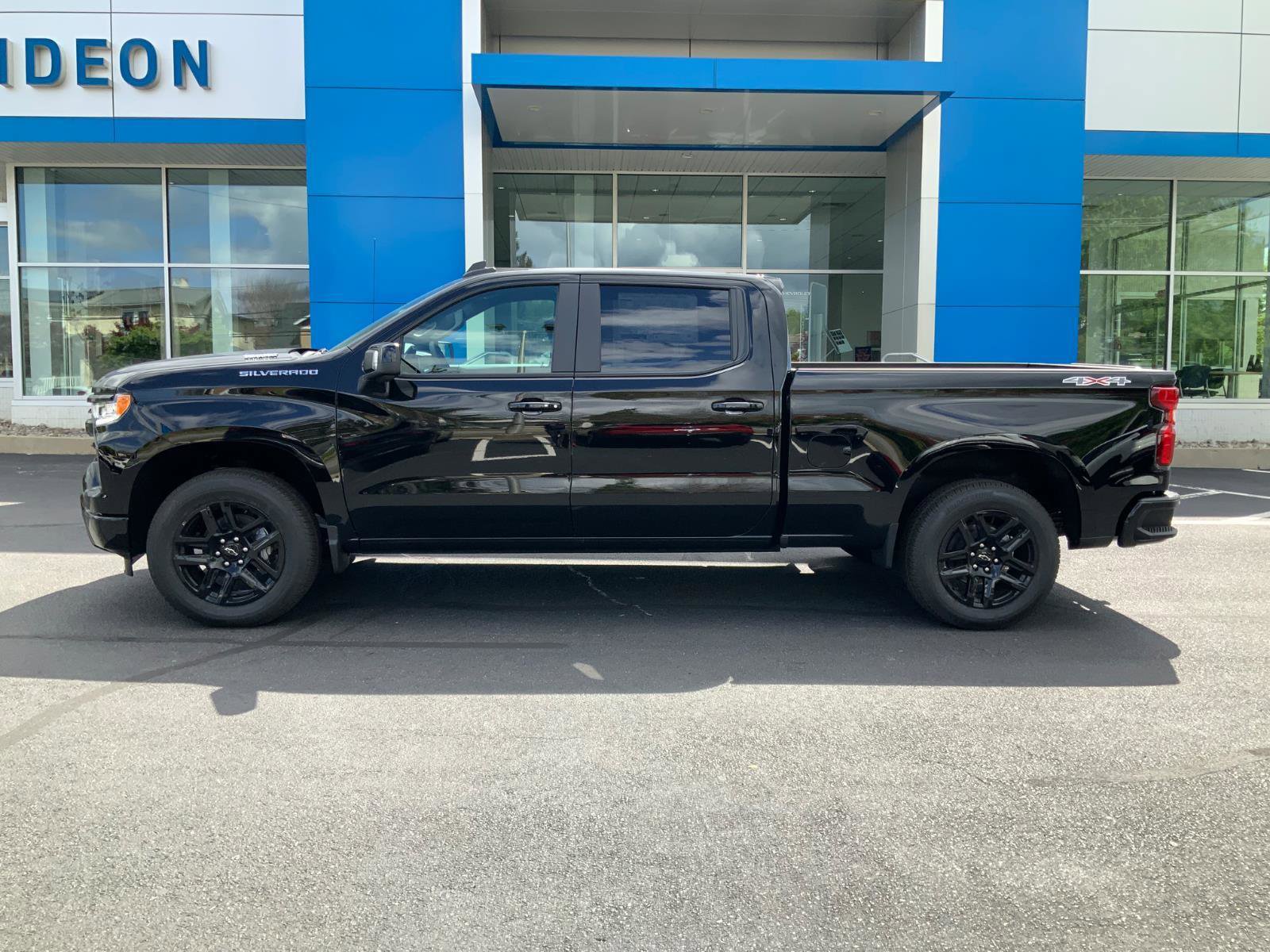 New 2026 Chevrolet Silverado 1500 RST w/ RST All Star Premium Package AWD/4WD image 4