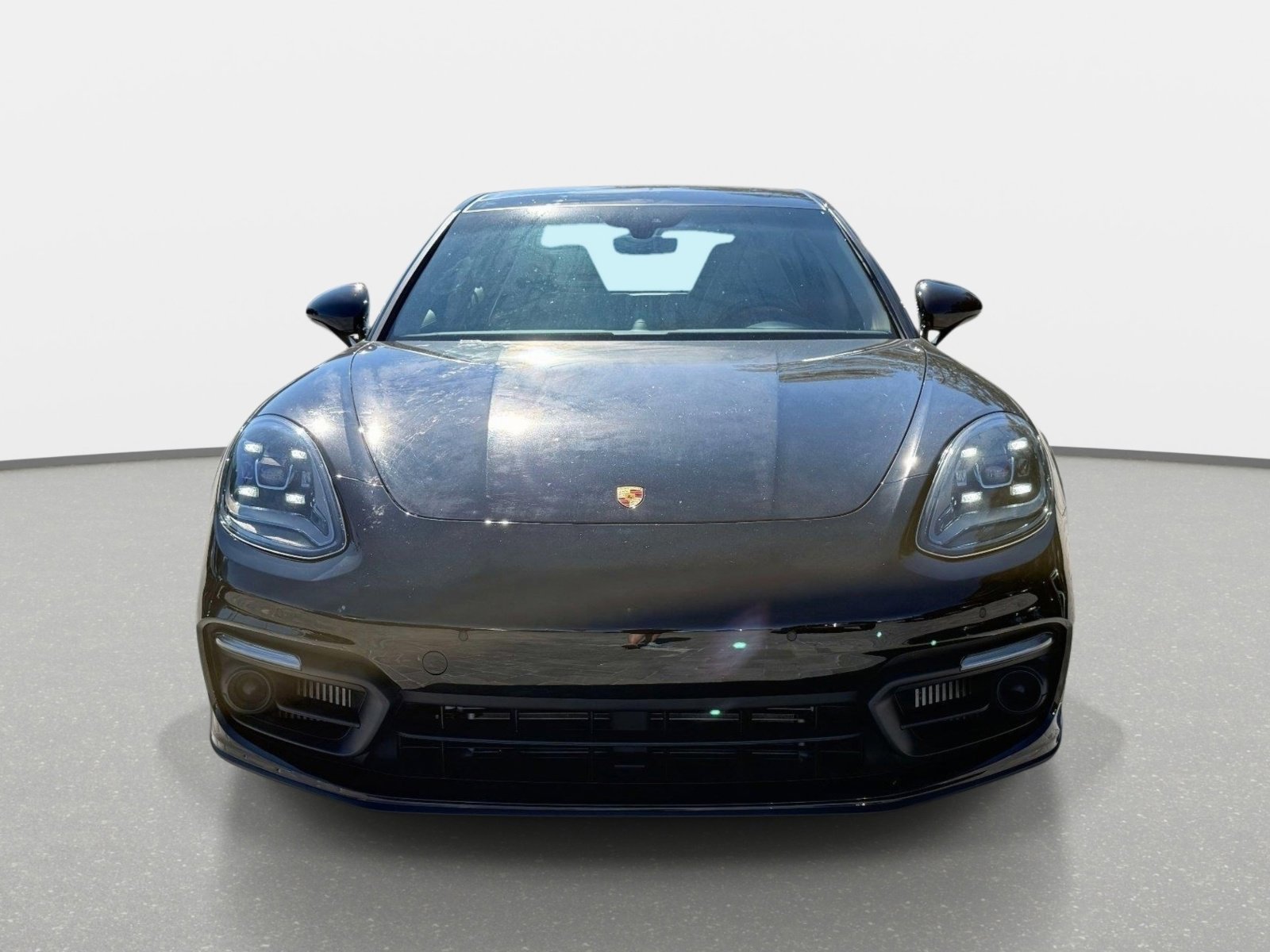Used 2022 Porsche Panamera 4 AWD/4WD image 8