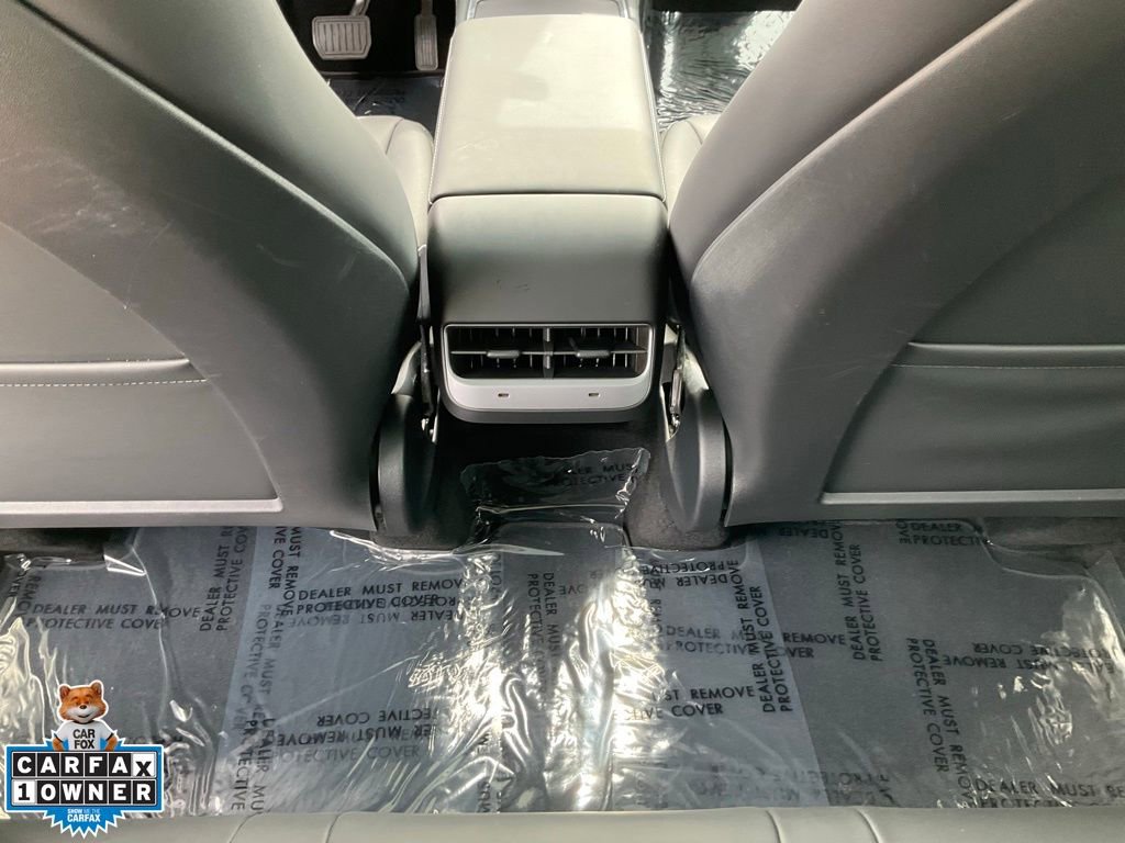 Used 2024 Tesla Model Y Long Range image 35