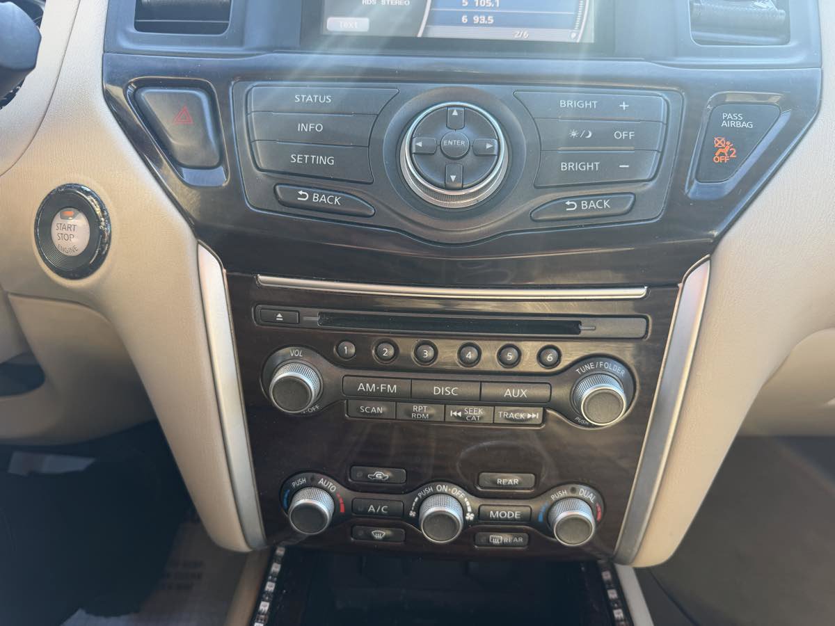 Used 2014 Nissan Pathfinder SL w/ SL Premium Package image 35
