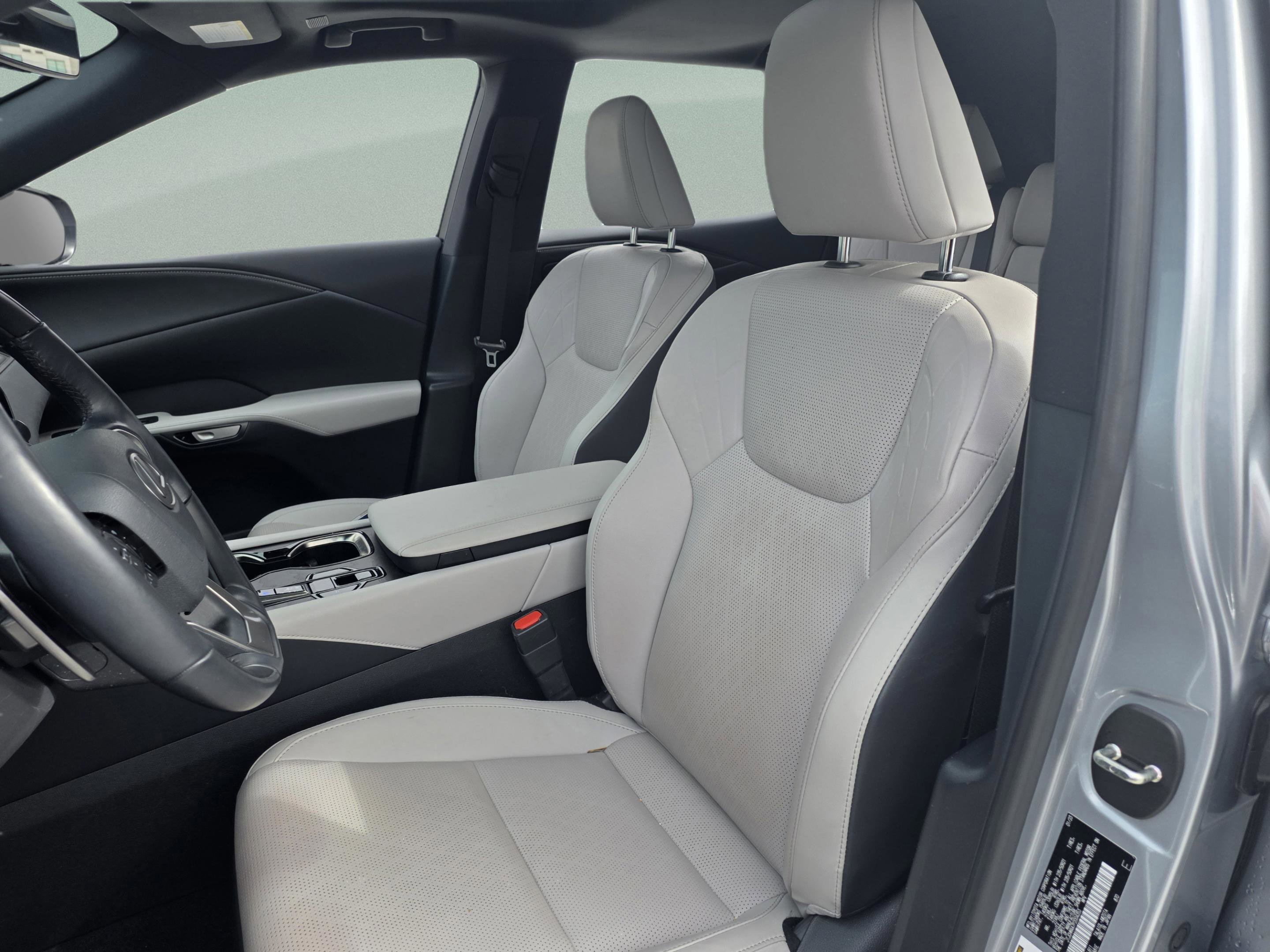 Certified 2023 Lexus RX 350 Premium Plus w/ Cold Area Package FWD image 12