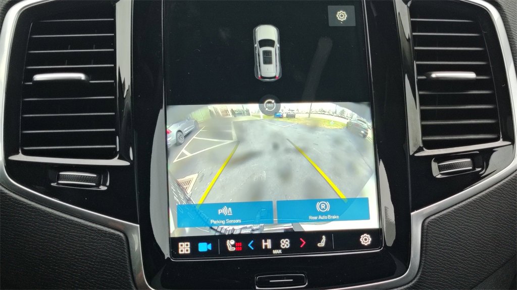 Certified 2024 Volvo XC90 T8 Plus image 20