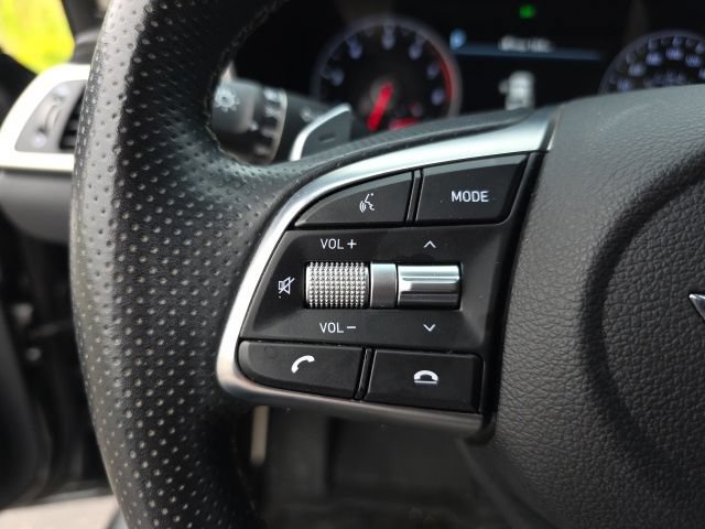 Used 2019 Genesis G70 3.3T Advanced AWD/4WD image 13