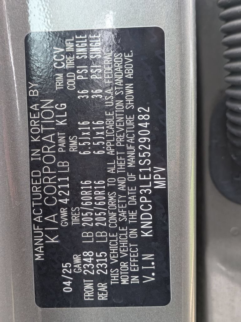 Used 2025 Kia Niro LX FWD image 35