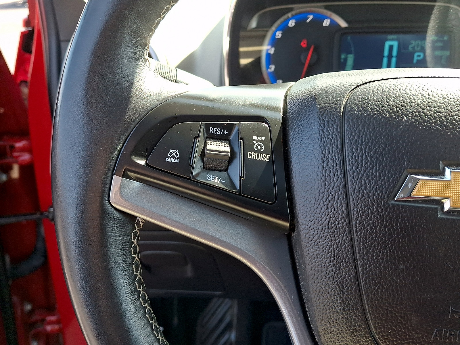 Used 2016 Chevrolet Trax LT w/ LT Sun and Sound Package image 22