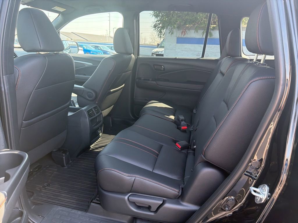 Used 2023 Honda Passport TrailSport image 19