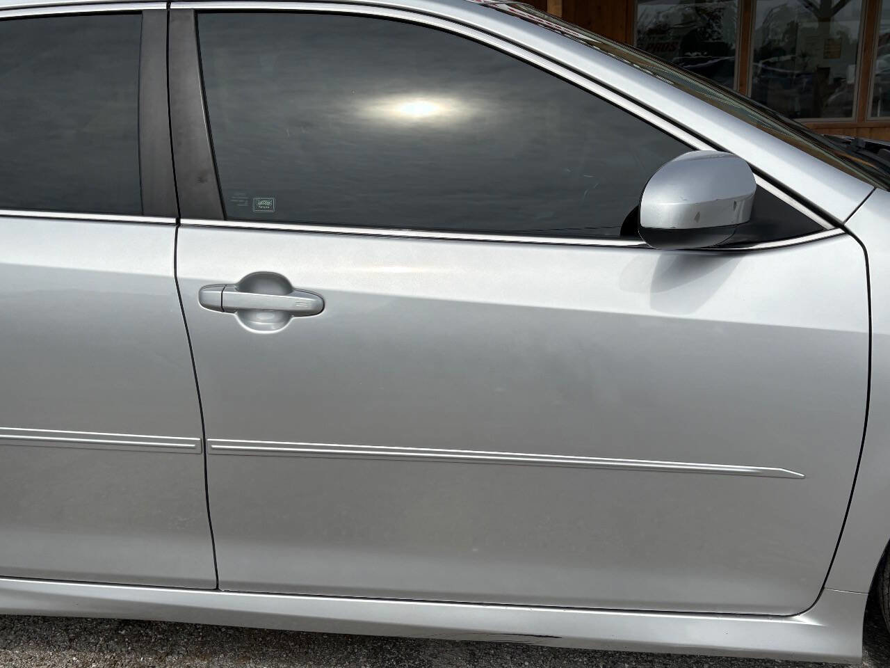 Used 2013 Toyota Camry SE w/ Convenience Pkg FWD image 14