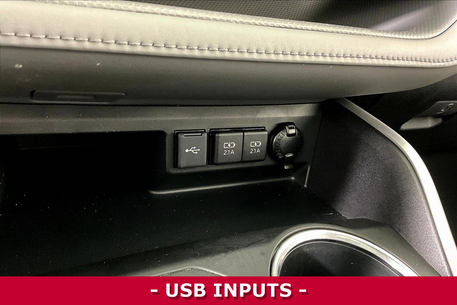 Used 2020 Toyota Highlander XLE image 16